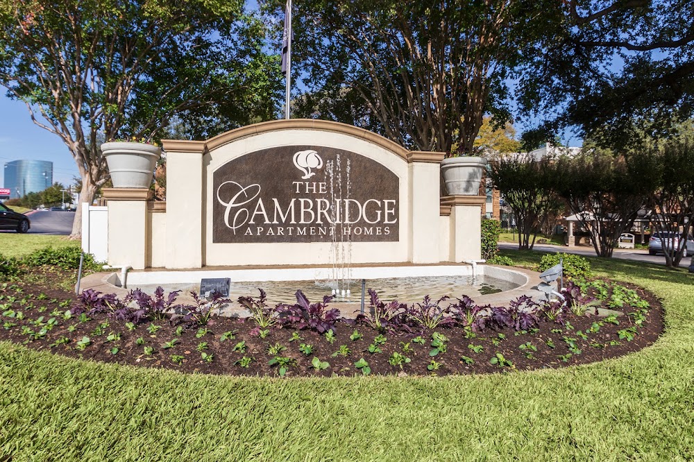 Cambridge Court Apartments