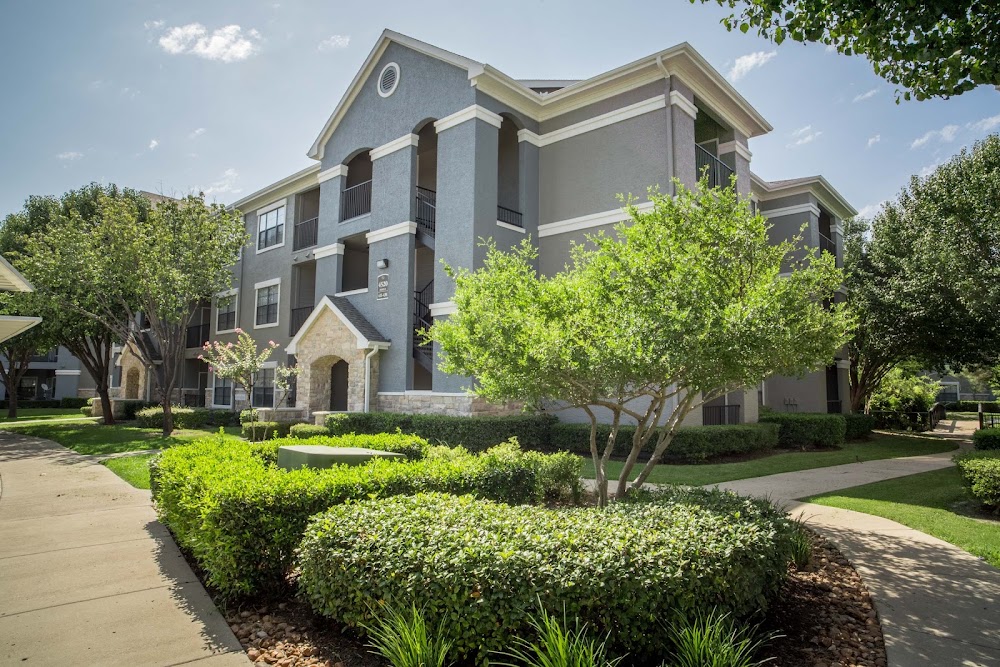 Creekside at North Beach & Park Creek Apartments