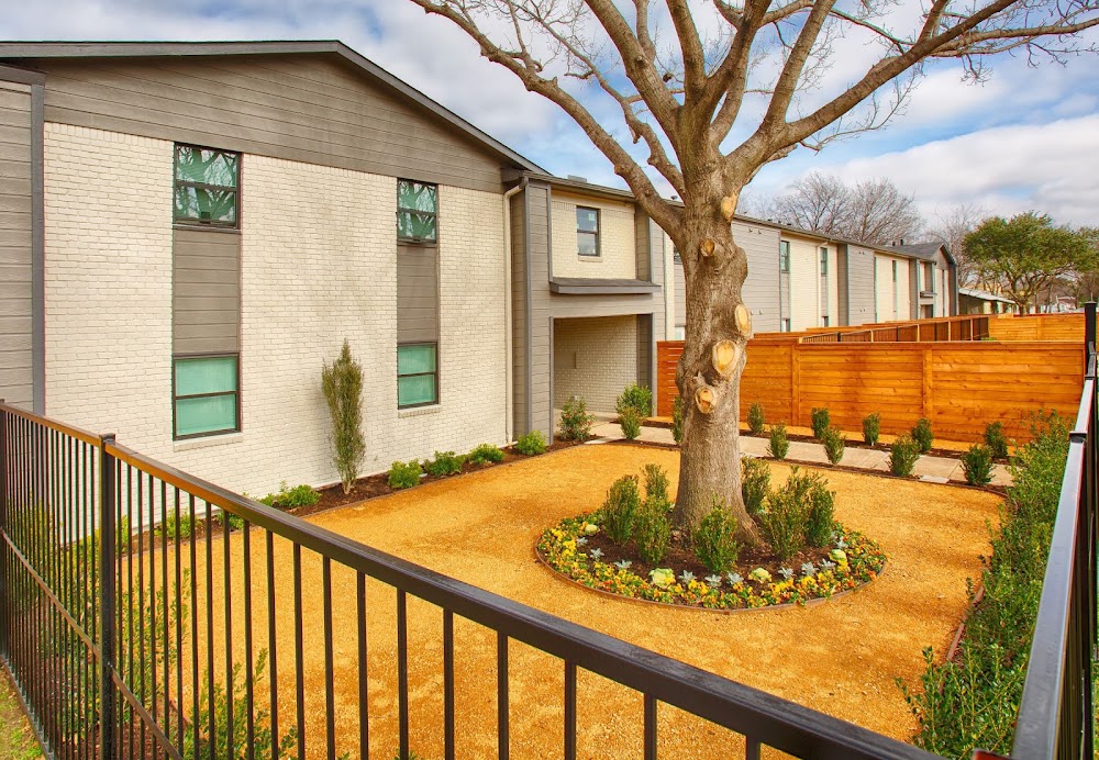 Ridglea Court Apartments