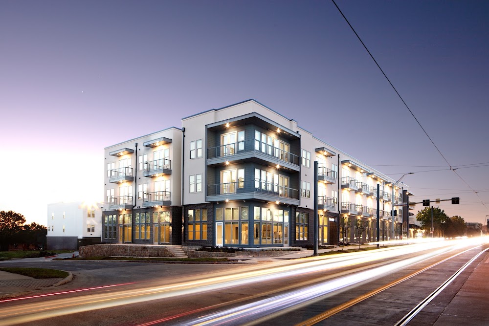 Magnolia on Zang Two Apartments
