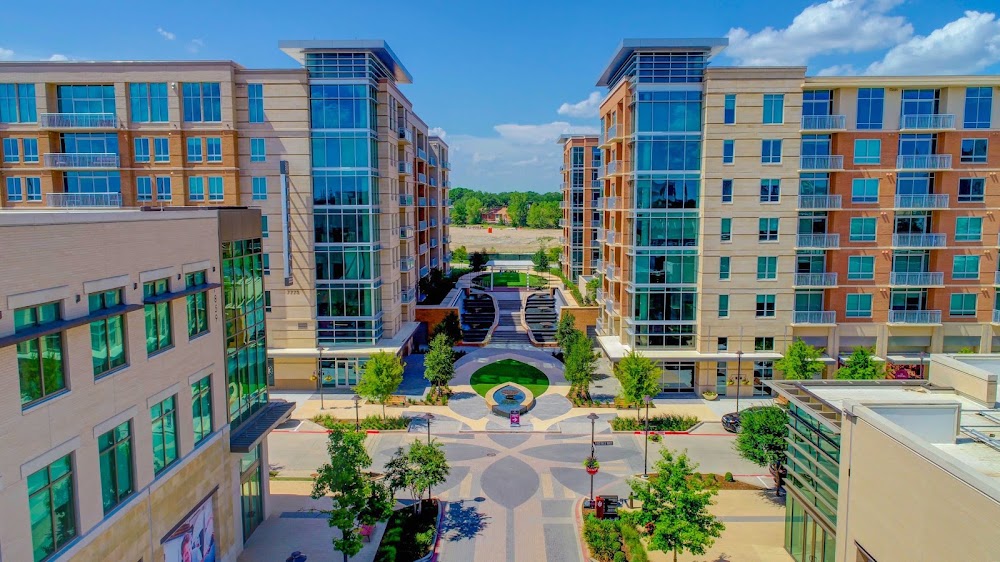 Preston Hollow Village Apartments
