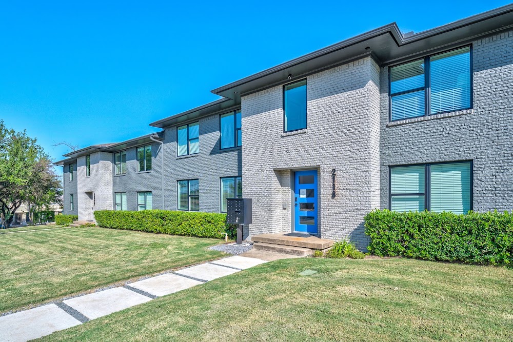 White Rock Views Apartments