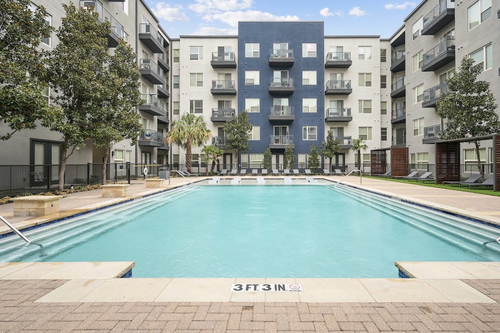 Maddox Apartments