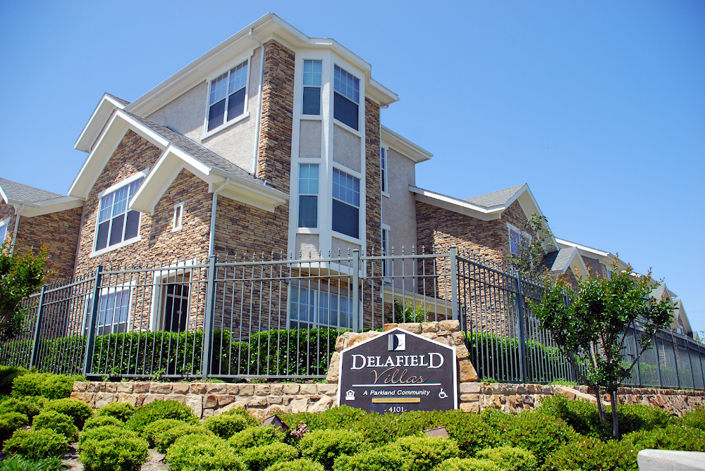 Delafield Villas Apartments