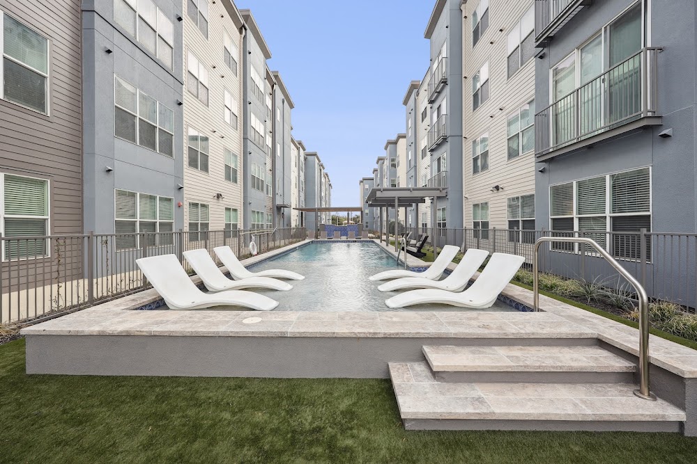 Belclaire Apartments