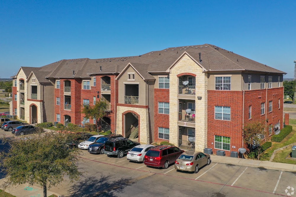 Woodridge Apartments