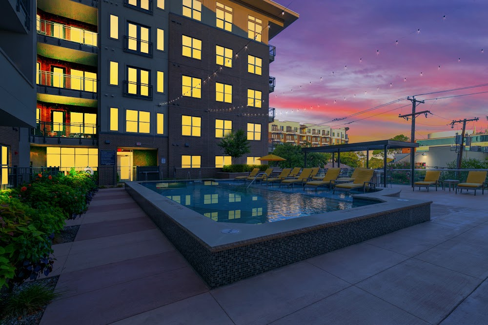 One Oak Grove Apartments