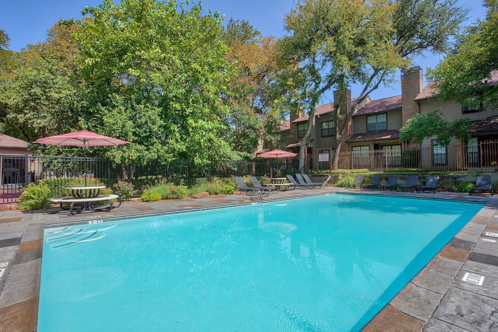 Highlands Creek Apartments