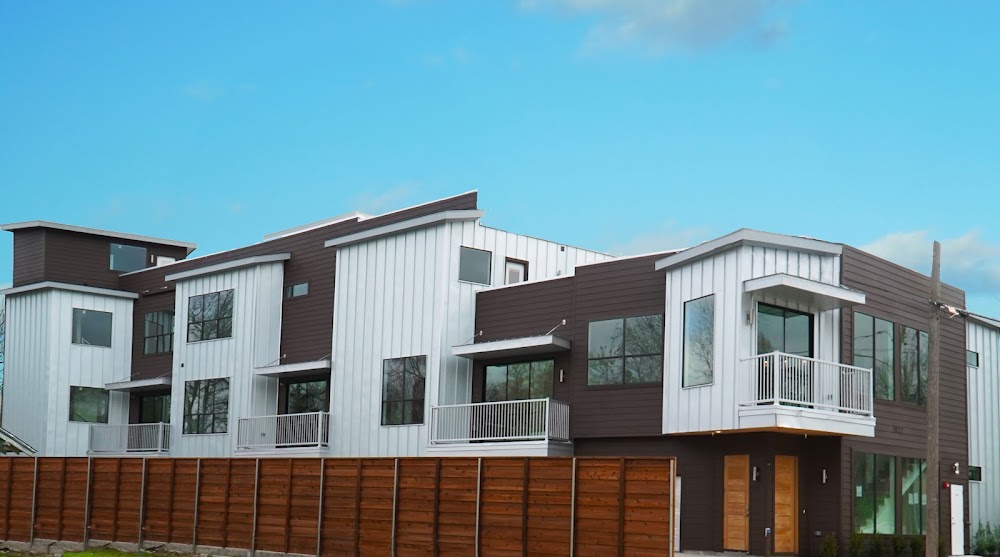 Pelican Luxury Townhomes
