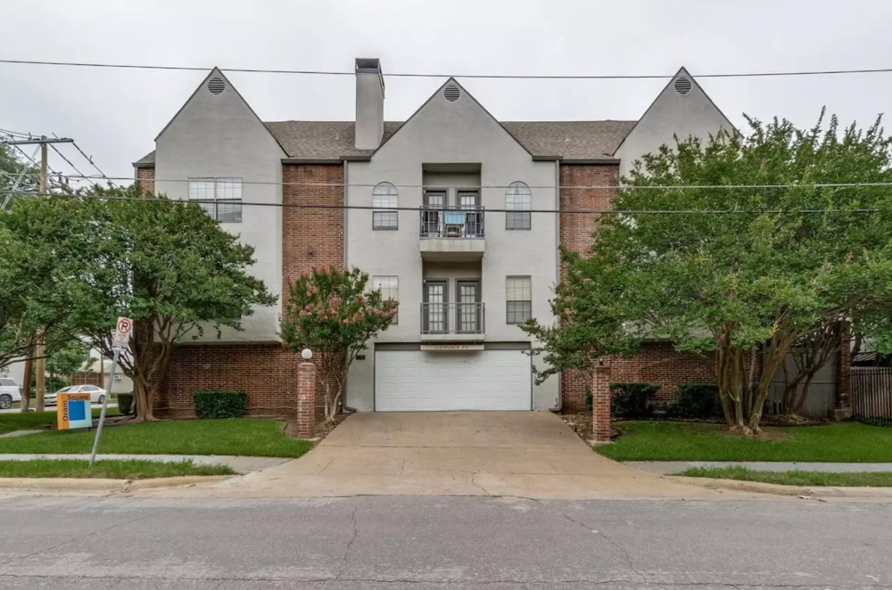 Oram Square Apartments