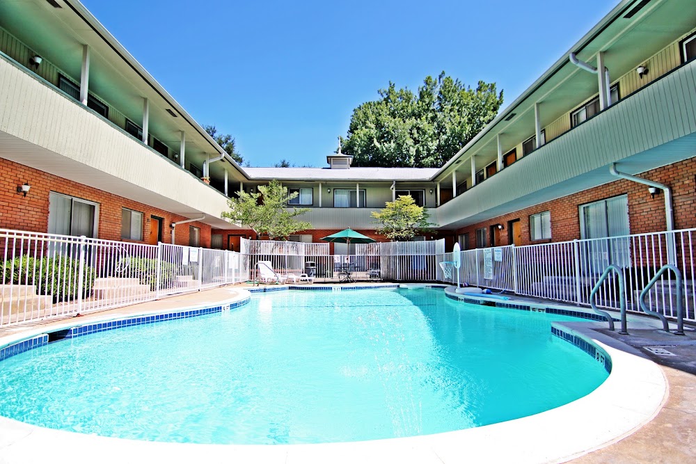 Swissaire Apartments