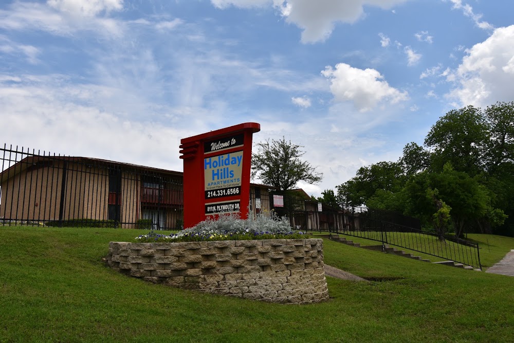 Holiday Hills Apartments