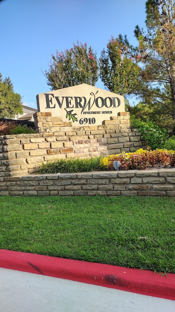 Everwood Apartments