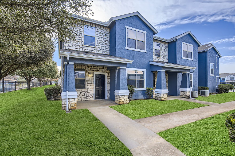 Bella Townhomes