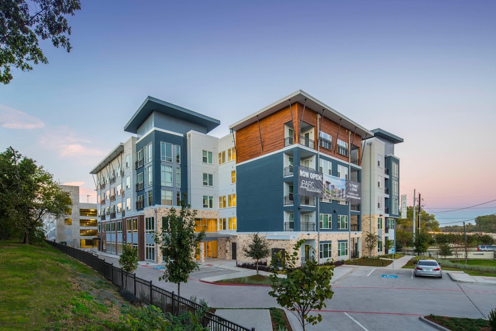 Parc at White Rock Apartments