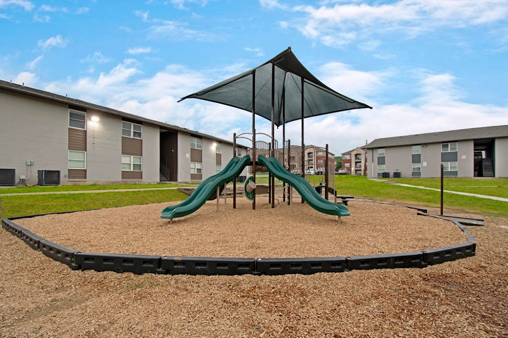 Fairway Village Apartments