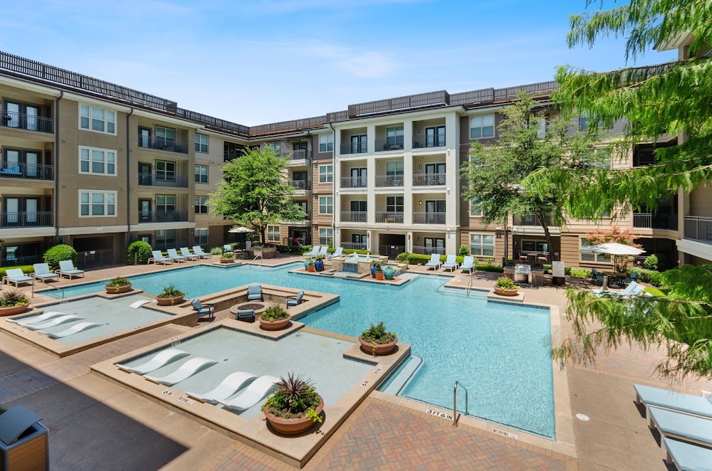 ALMA on Maple Apartments