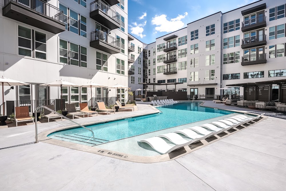 Banyan Flats Apartments