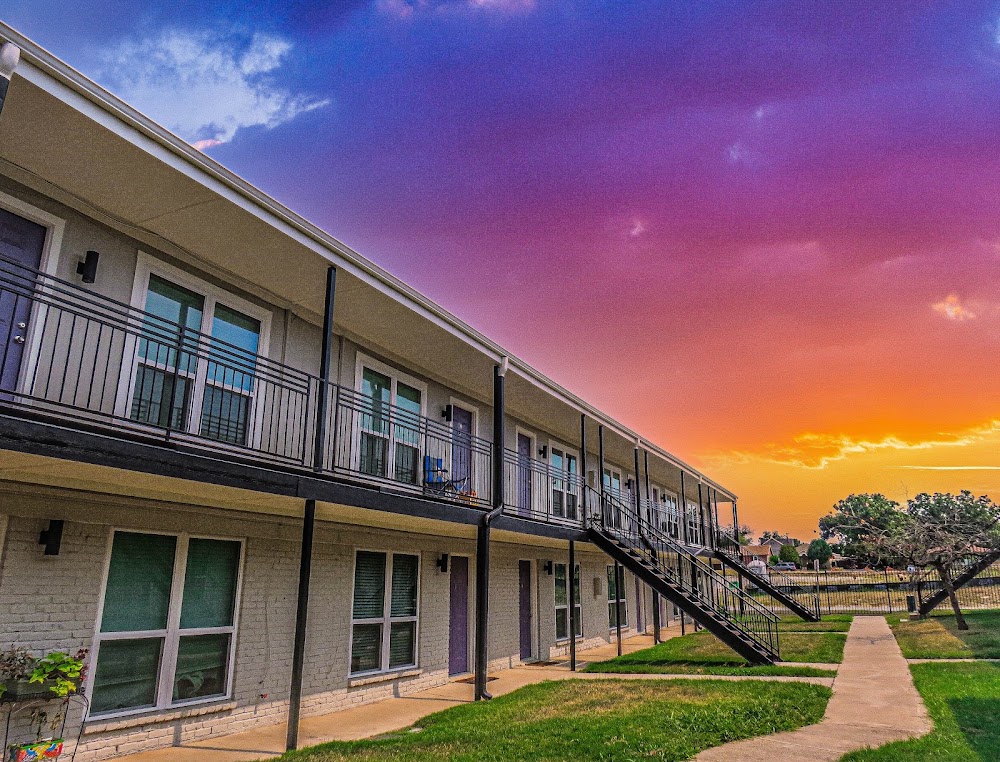 University Villas Apartments