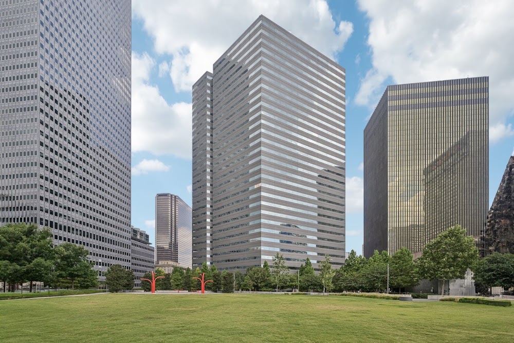 One Dallas Center