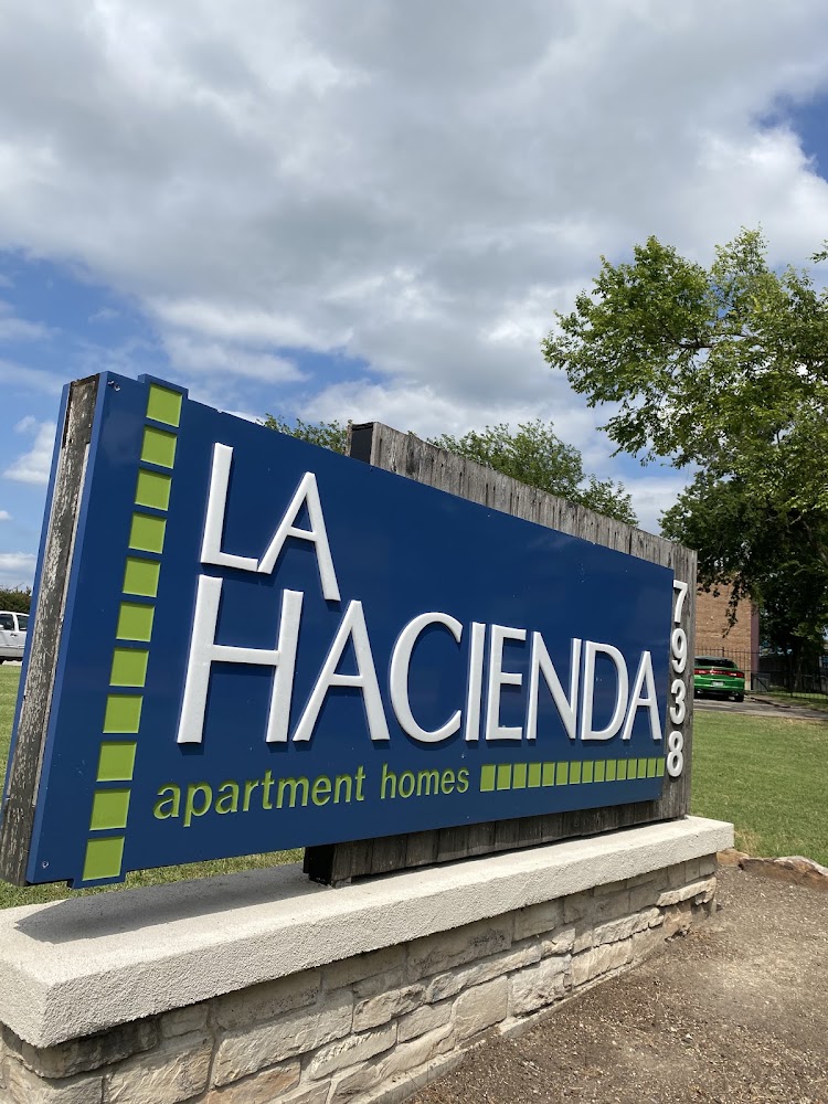 La Hacienda Apartments