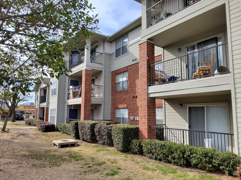 Flats at Five Mile Creek