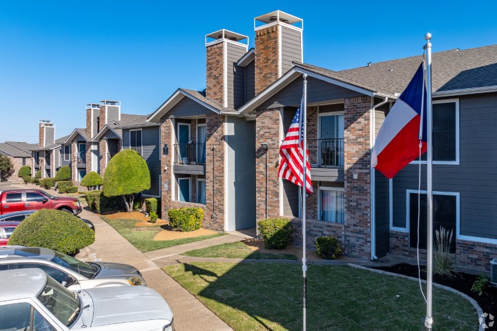 Woodridge on Buckner Apartments