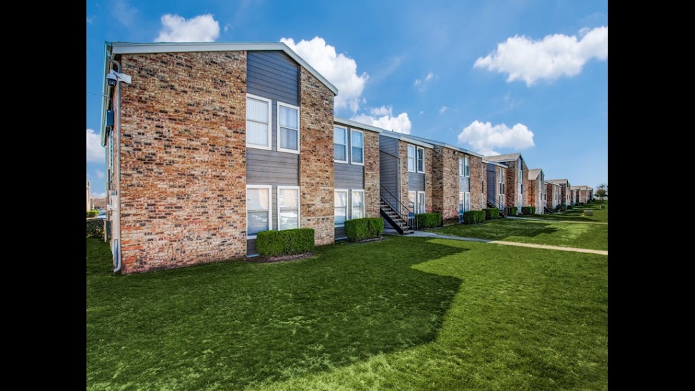 Monarch Pass Apartments